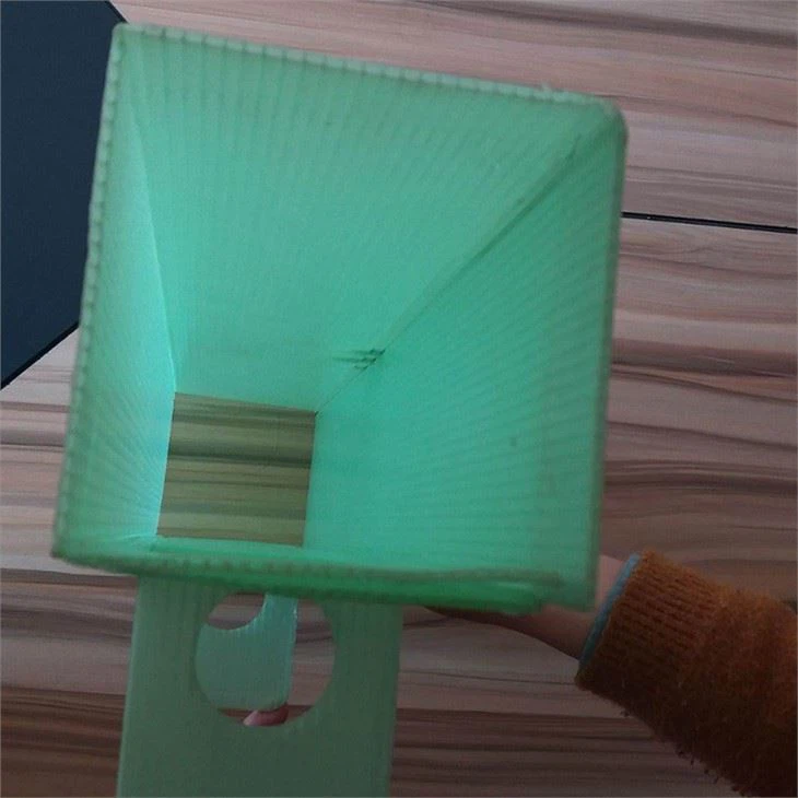 Protectoare din plastic pentru trunchi de copac